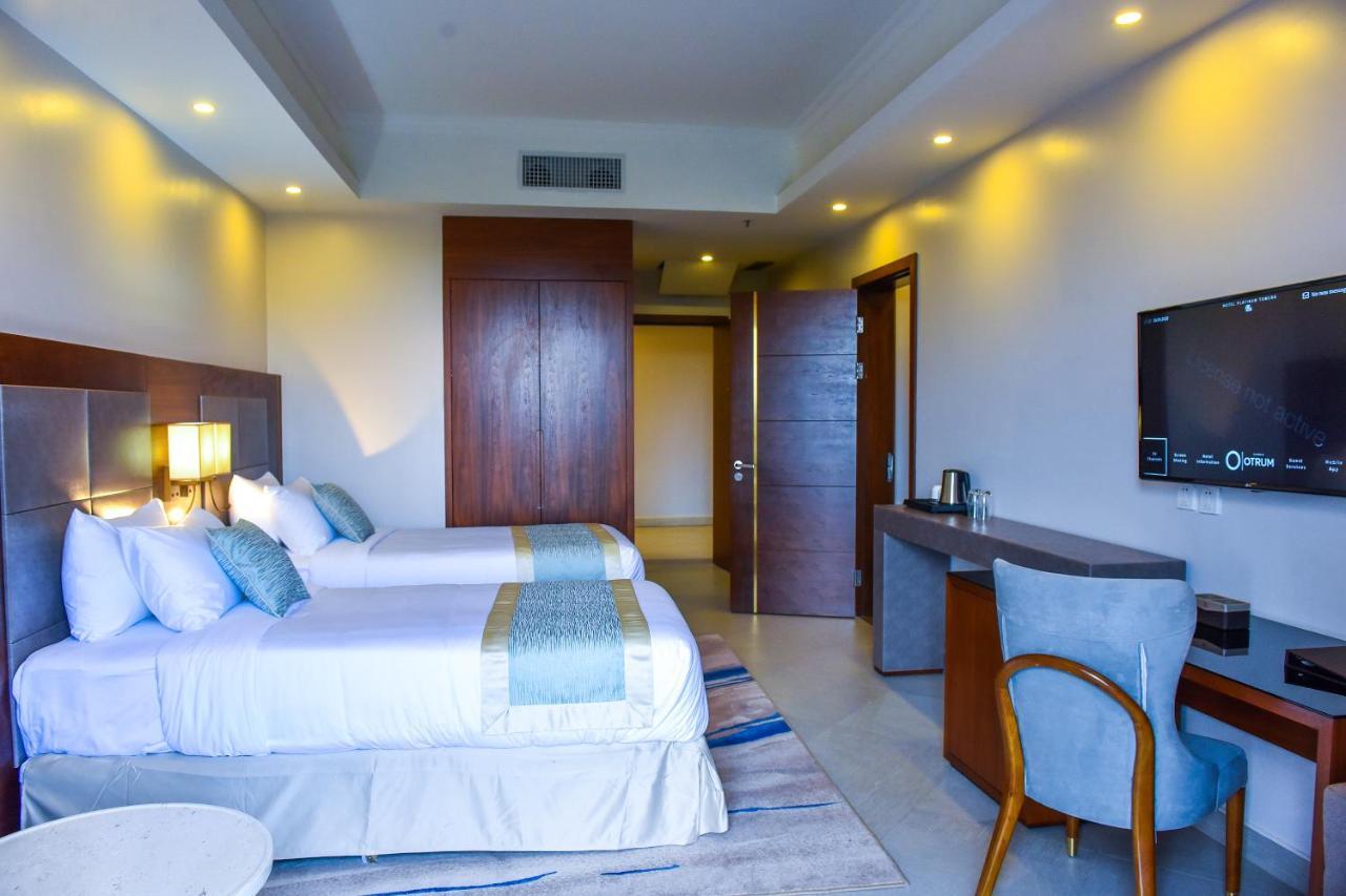 Admas Grand Hotel 恩德培 外观 照片